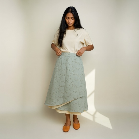 J. Jill Dresses & Skirts - J.Jill Burnout Linen Blend Floral Overlay Midi Faux Wrap Skirt Blue Cream Size 8